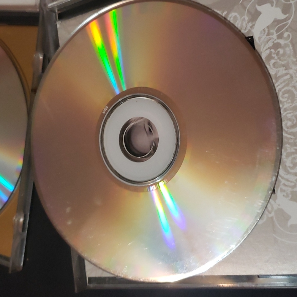 Multiple CD's - Picture 8 of 11